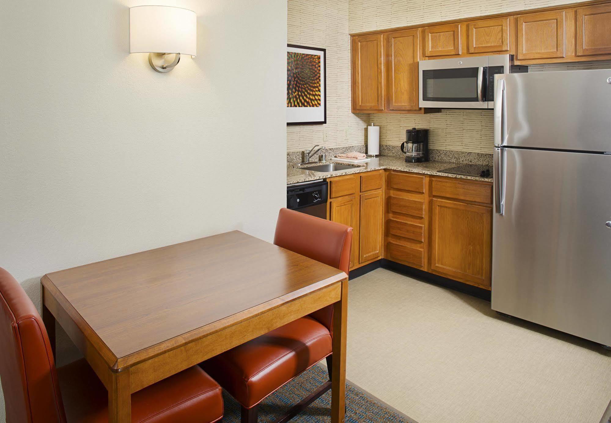 Residence Inn Dallas Park Central Eksteriør bilde